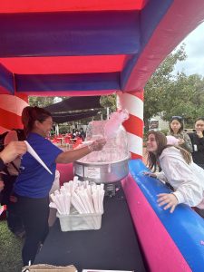 Fairy Floss Machine with Operator 2